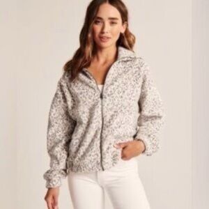 Abercrombie & Fitch Cream Leopard Teddy Jacket